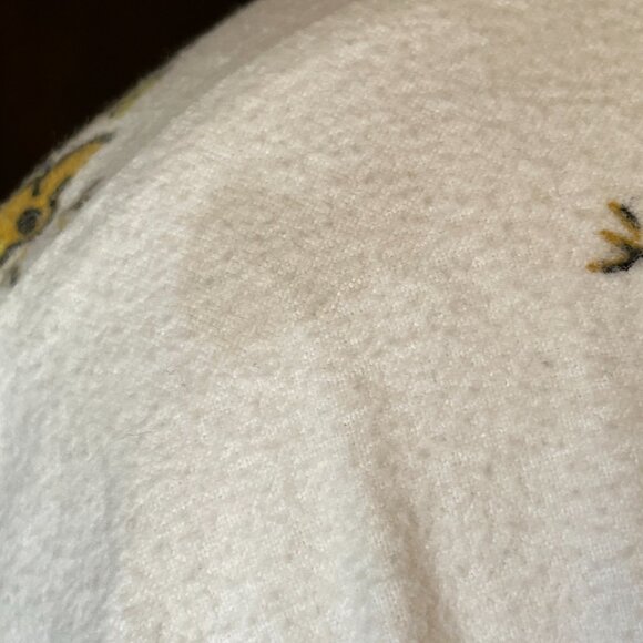 Pottery Barn Santas Reindeer Flannel Robe Ivory Holiday Warm Unisex Size S/M - Picture 8 of 12